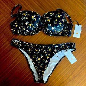 Black Flower Bikinii
